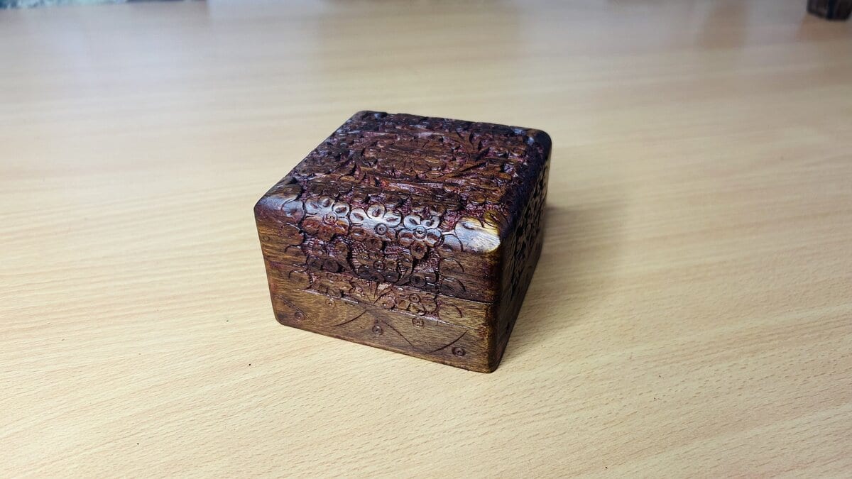 Hand-Carved Floral Sheesham Trinket Box (Velvet-Lined)