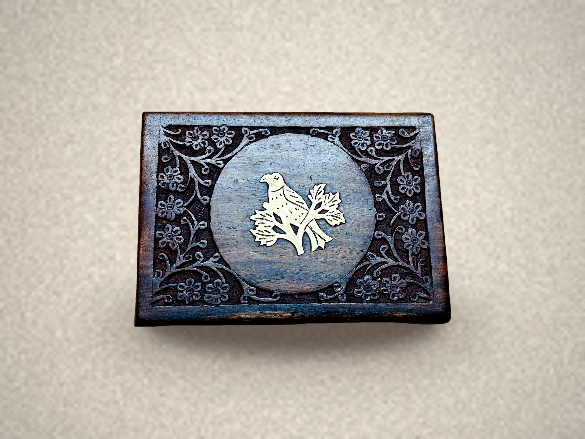 Trinetra handmade detail