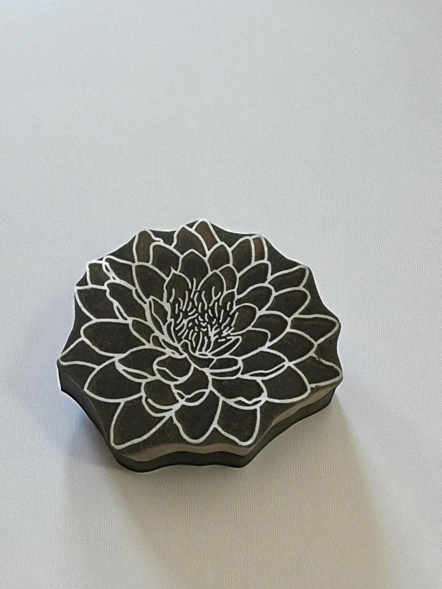 Fair Trade Carved Indian Wood Printing Block Stamp, Mandala Design (10cm)
