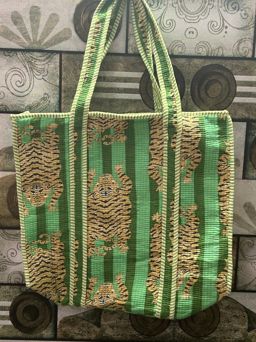 Jaipuri Tiger Print Kantha Tote with Matching Pouch · Green